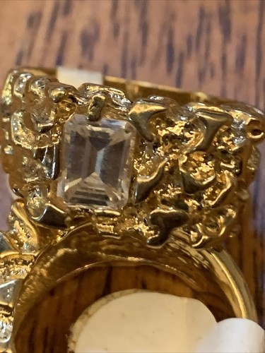 18 K HGE Nugget Ring With CZ Pillow Cut , Size 10 - Picture 2 of 6
