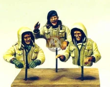 Resicast 1/35 British Tank Crew in Winter 1944 WWII (3 Half-figures) 355510