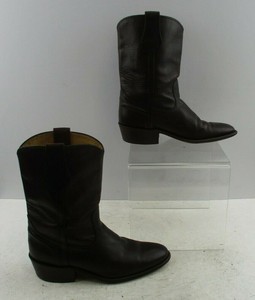 frye pointed toe boots