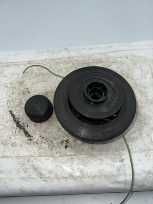 OEM Trimmer Head Stihl 5-2 FS38 FS40 FS45 FS46 FS50 FSE60  ( USED )