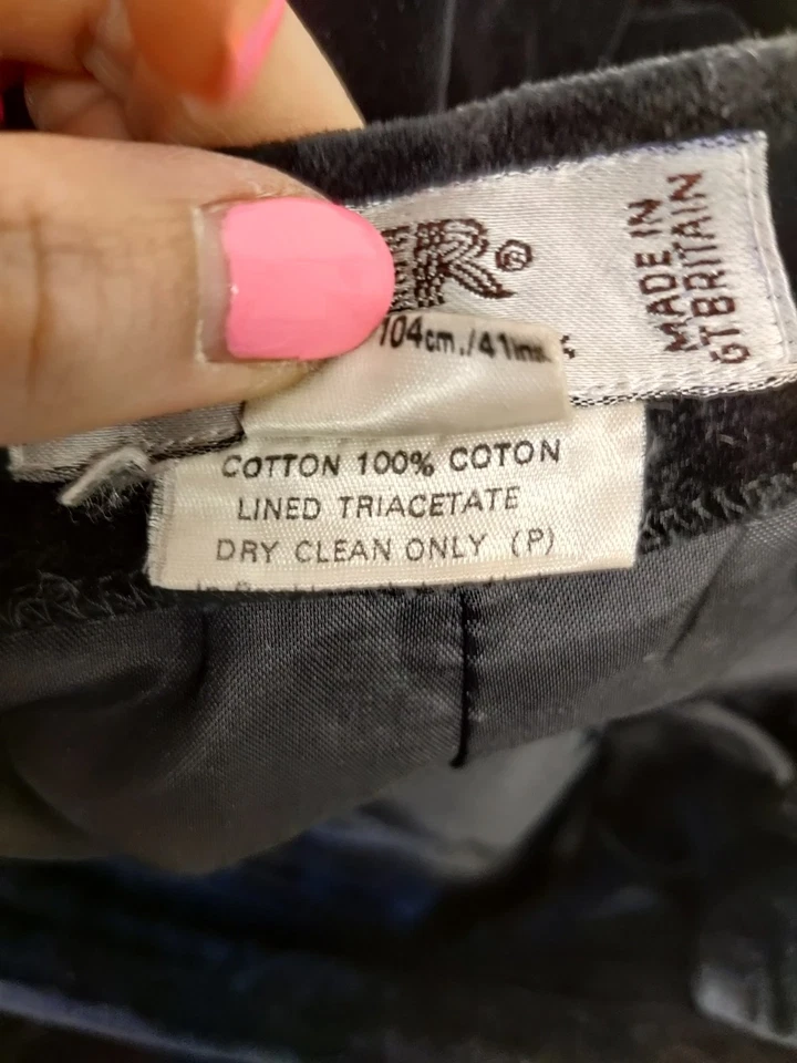 JAEGER SIZE UK 14 BLACK SKIRT A-LINE FLARE VELVET OCCASION CASUAL PARTY WOMENS - Image 4 of 4