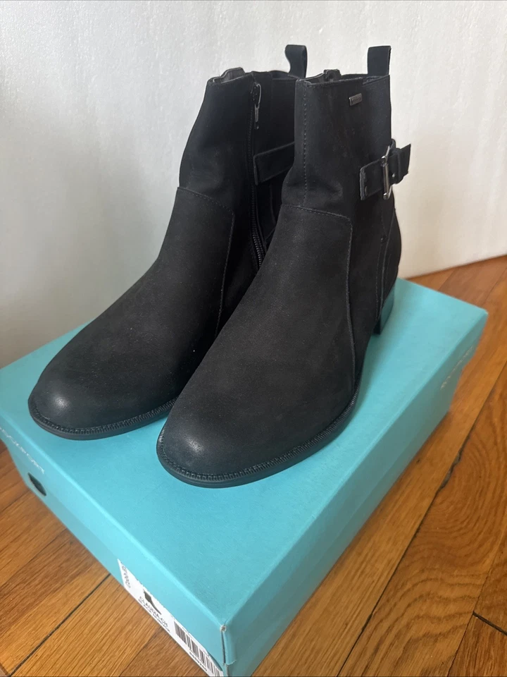 Brand New! Rockport Cobb Hill Claudia 9.0 Wide Black - Image 3 of 4