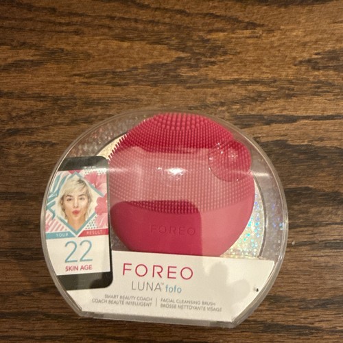 New Foreo Luna FoFo Smart Beauty Facial Cleansing Brush - Pink