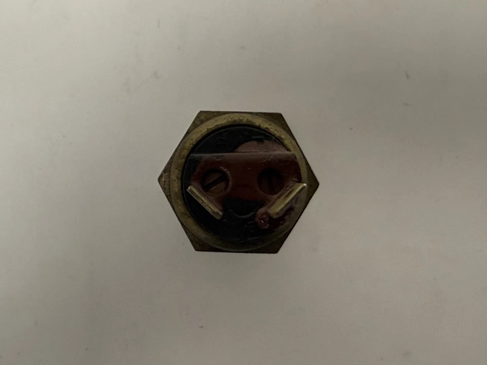 Interruptor de envío de temperatura Chrysler Newport New Yorker 300 1965-1967 2497551 Nuevo de Lote Antiguo Foto 4 de 4