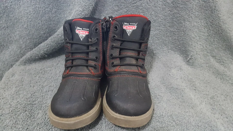 迪士尼皮克斯汽车 2 靴子 9 码 学步儿童 — 第 2/4 张图片