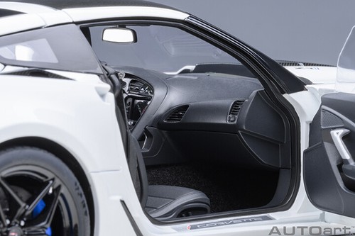 AUTOart 71270 1/18 CHEVROLET CORVETTE C7 ZR1 Ártico Blanco Modelo Fundido Coche - Imagen 11 de 12
