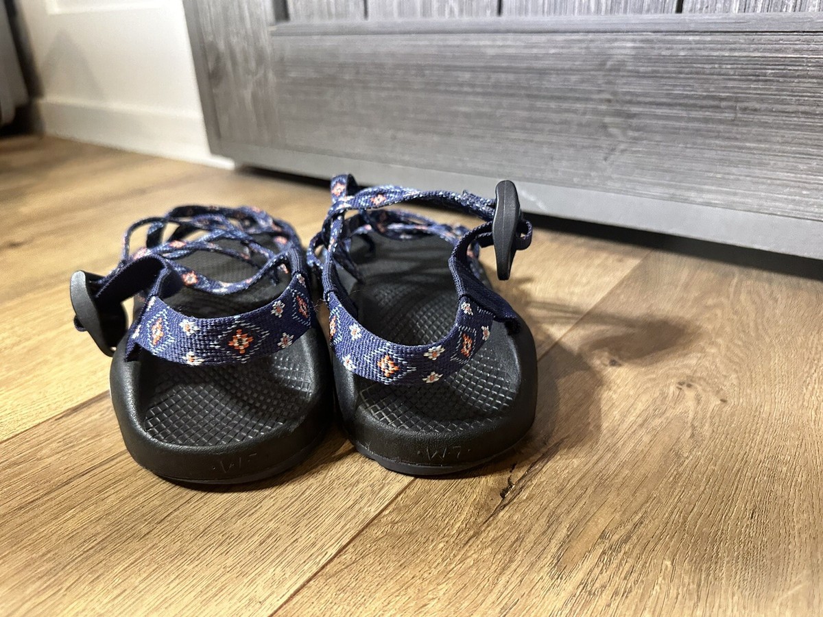 Chaco J106108 ZX2 Classic Wink Navy Blue Toe Loop Strap Chaco J106108 ZX2 Classic Wink Navy Blue Toe Loop Strap