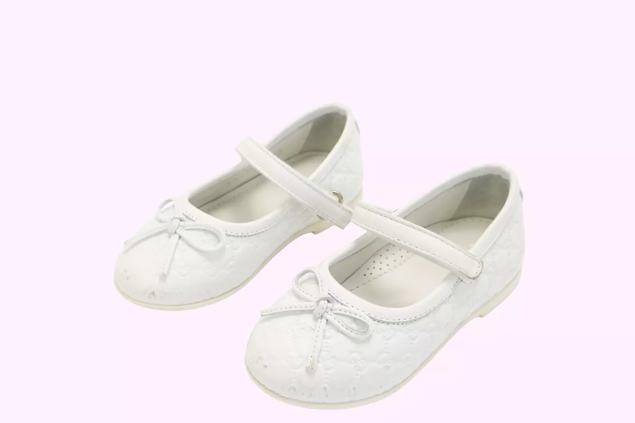 Chaussures GUCCI fille EU 22 cuir blanc attaches tactiles ballerine