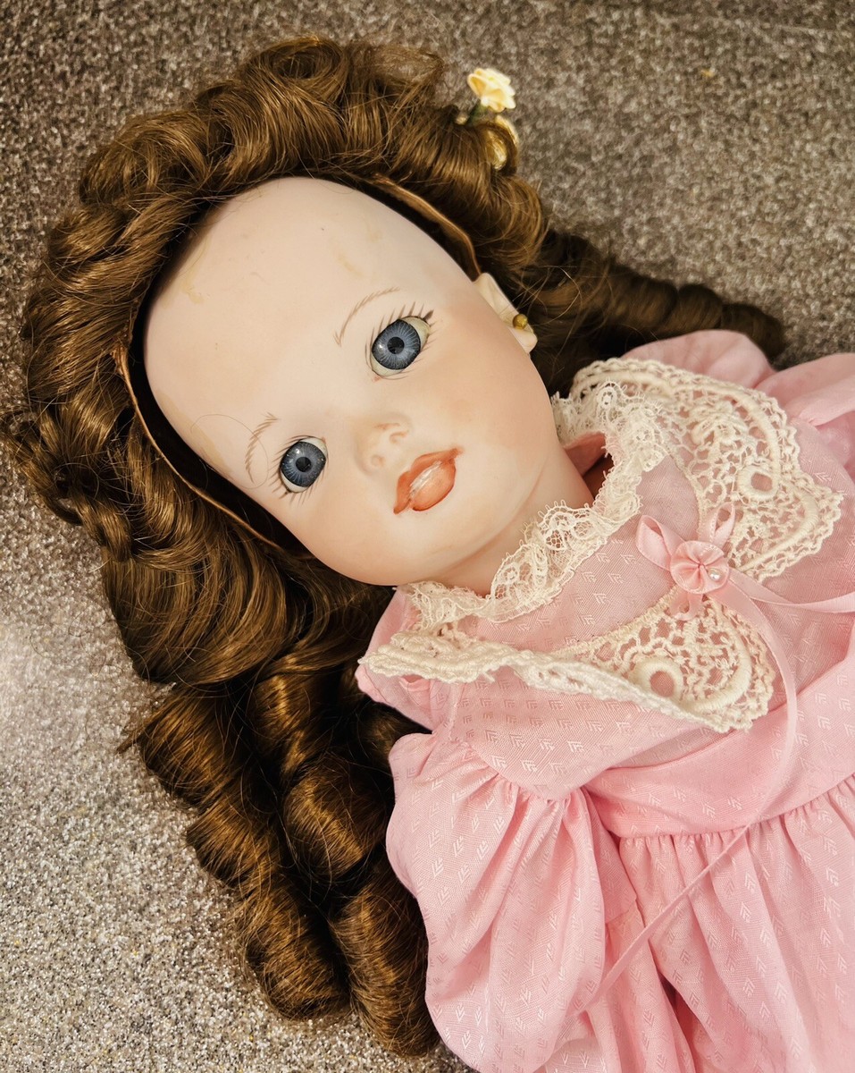 アンティークフレンチビスクドール SFBJ 247Twirp (トゥワープ) Vtg 22” Antique French SFBJ 247 Twirp Doll Repro Bisque Porcelain