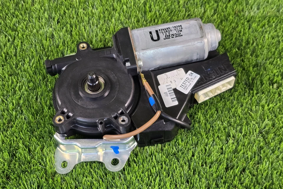 Motor puerta corredera lado conductor izquierdo Toyota Sienna 2011-2015 426605-10200 OEM Foto 2 de 4