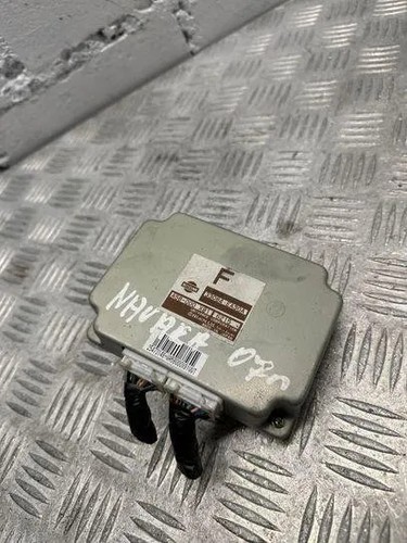 NISSAN NP300 NAVARA D40 Getriebesteuergerät A58000X81 6215 33084EA30A 21515553