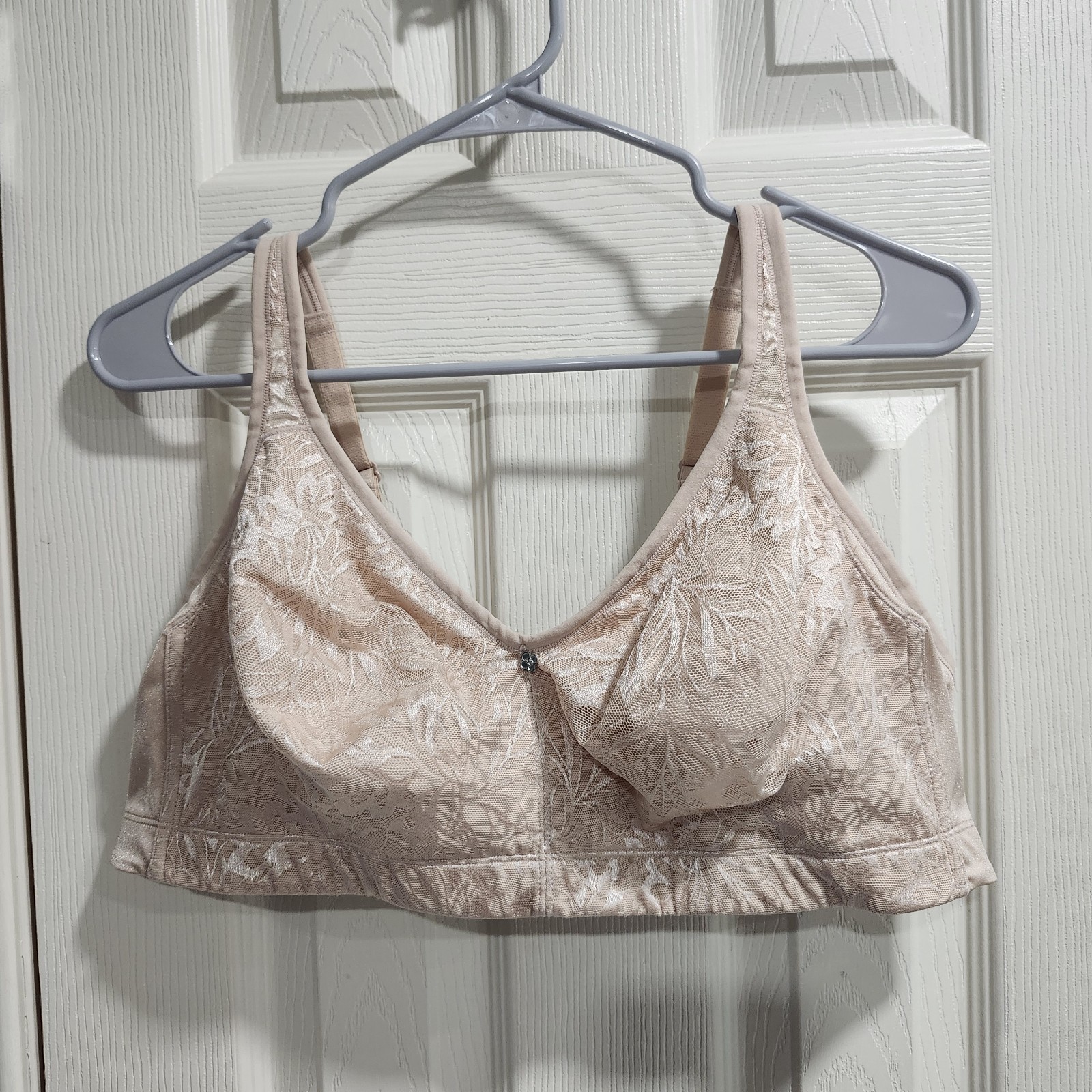 Breezies Women's Bra Size 44C Lace Adjustable Comfort Light Pink Wireless