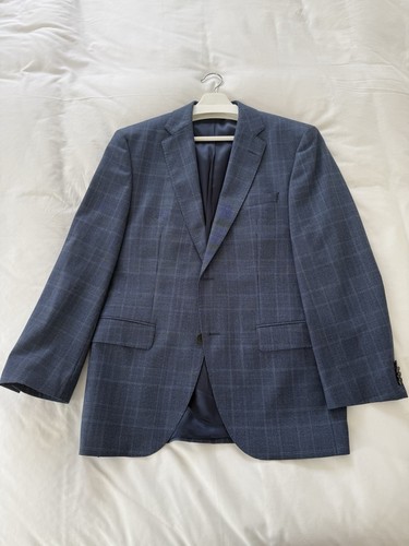 Hugo Boss Windowpane Check Suit 40 R, waist 34