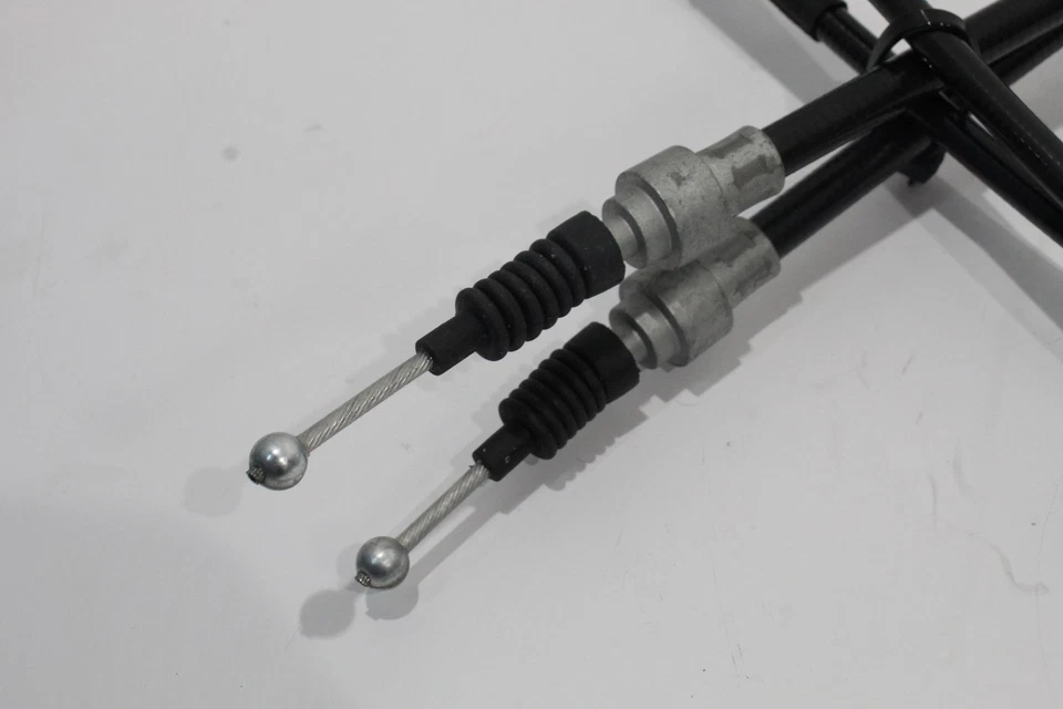 Par de cables de freno de mano Audi 100 4A C4 nuevos genuinos 4A0609721F Foto 2 de 4