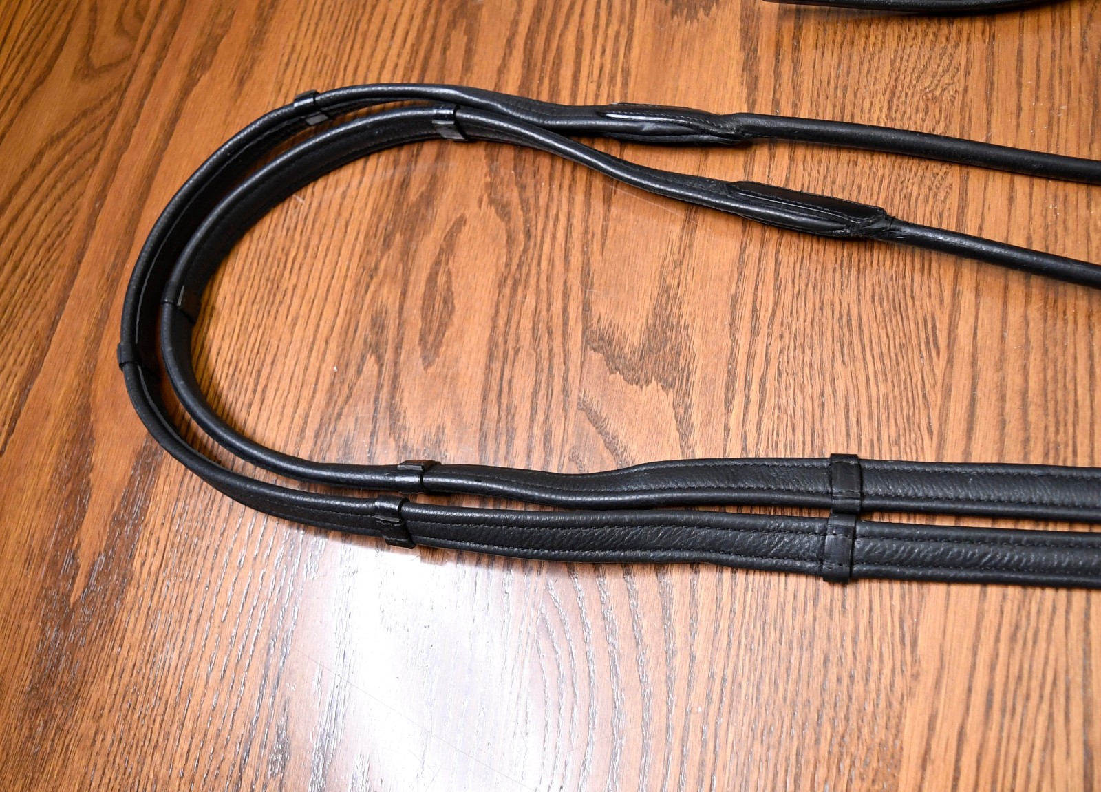 Lumiere, New, rolled patent monocrown bridle + reins, black, Horse full