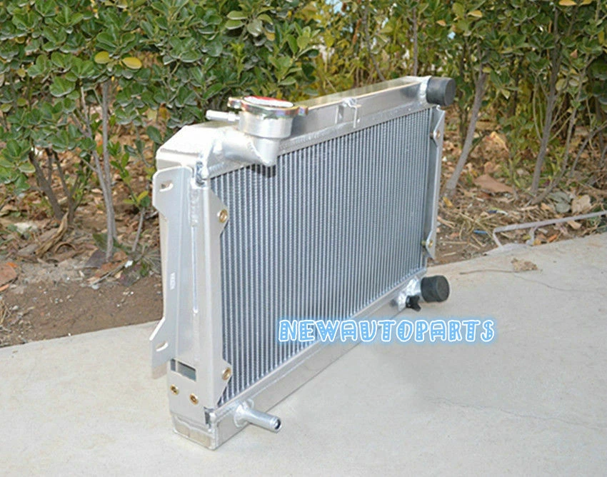 Radiador y ventiladores de aluminio para 68-73 Mazda R100 / Familia Rotary 1000 1200 1300 MT Foto 4 de 4