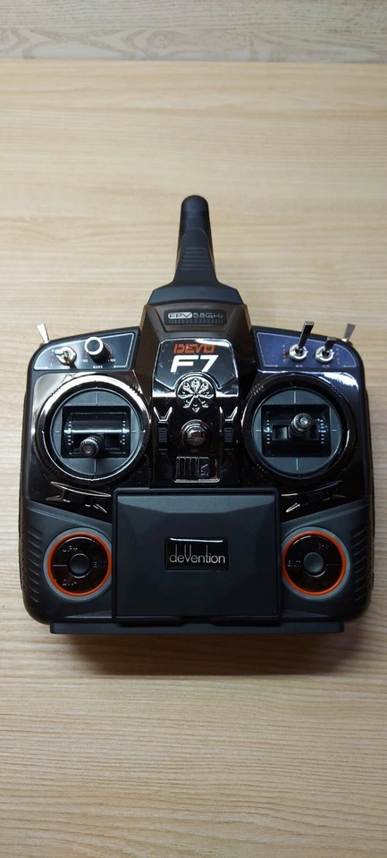 Radiocomando Walkera Devo F7 ( FPV) 2.4GHz - DEVO-F7 MODE 2 - BULK - Immagine 4 di 4