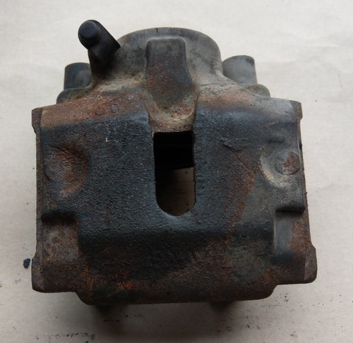 BMW E28 Bremssattel vorne rechts 525I 525E 528I 528E  1151584 57/22/284