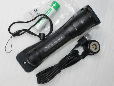 Ledlenser C7R Classic, Taschenlampe, schwarz & Led Lenser® Safety Bag Pouch