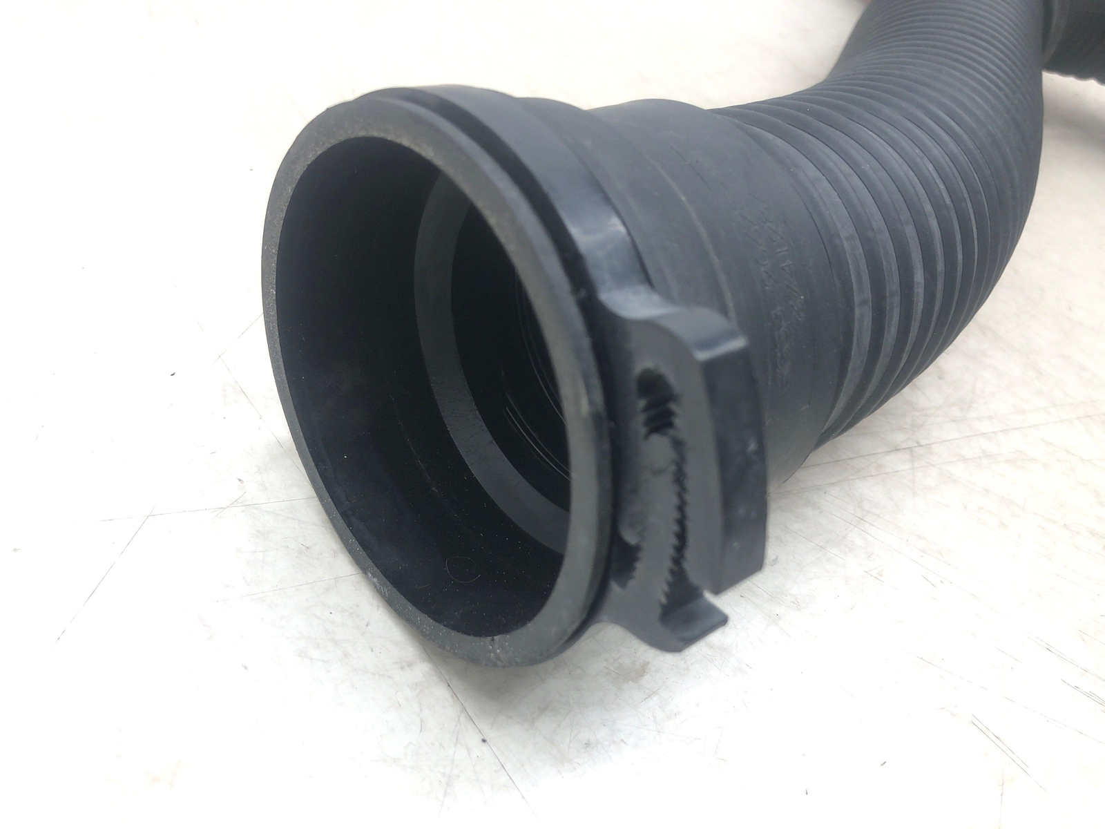 2009 ASTON MARTIN V8 VANTAGE 4.7L AIR INTAKE Y PIPE DUCT HOSE 6G33-9C623-DB OEM