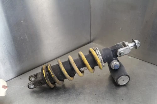 ABSORBER ASSY, REAR SHOCK | E28