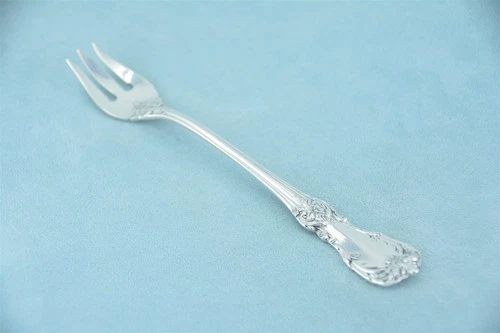 Reed & Barton Burgundy Sterling Silver 5-5/8" Seafood Fork New Mark No Monogram