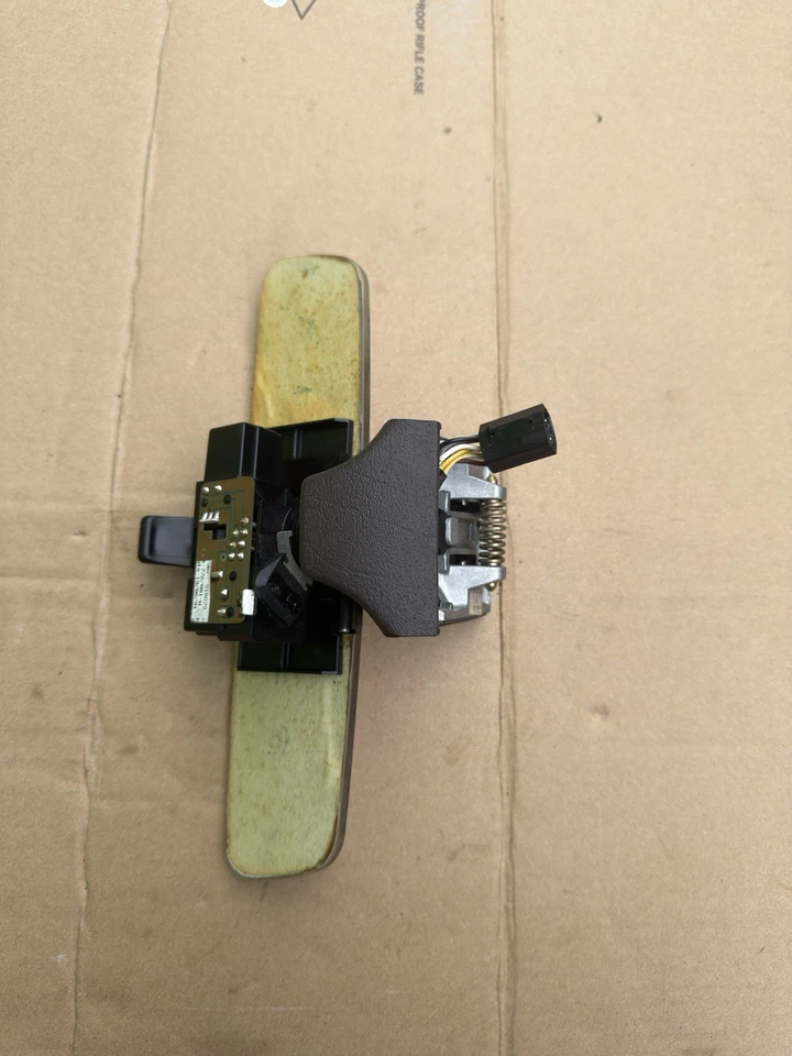 90-95 MERCEDES BENZ 原始设备制造商 R129 300SL 500SL 前挡风玻璃后视镜 二手 — 第 3/4 张图片