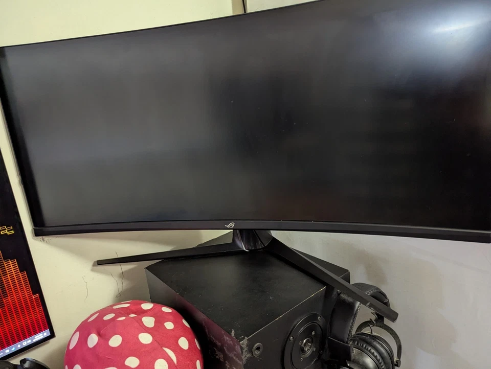 ASUS ROG Strix XG349C 34" UWQHD IPS LED Gaming Monitor - Image 2 of 2