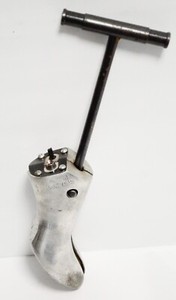 Cast Aluminum Cobbler Shoe Maker Toe Stretcher Professional Tool Vtg Electronic