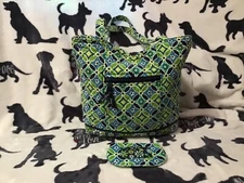 Vera Bradley Medium Tote Bag w/Matching Coin/ID Pouch in Daisy Daisy (Spg 2008)