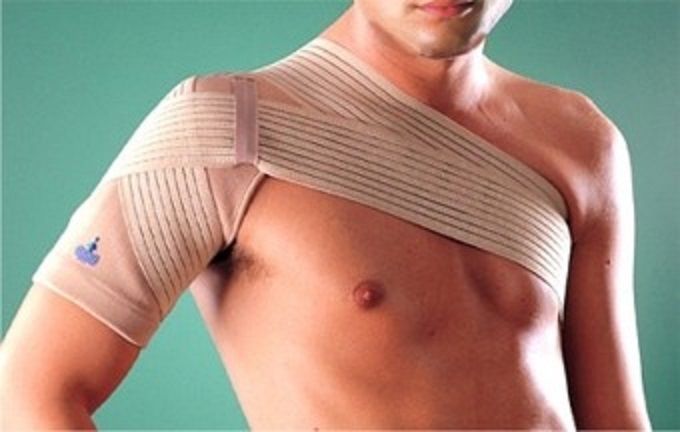 Soporte hombro elástico reforzado OPPO 2172. Hombrera ortopédica. Talla S