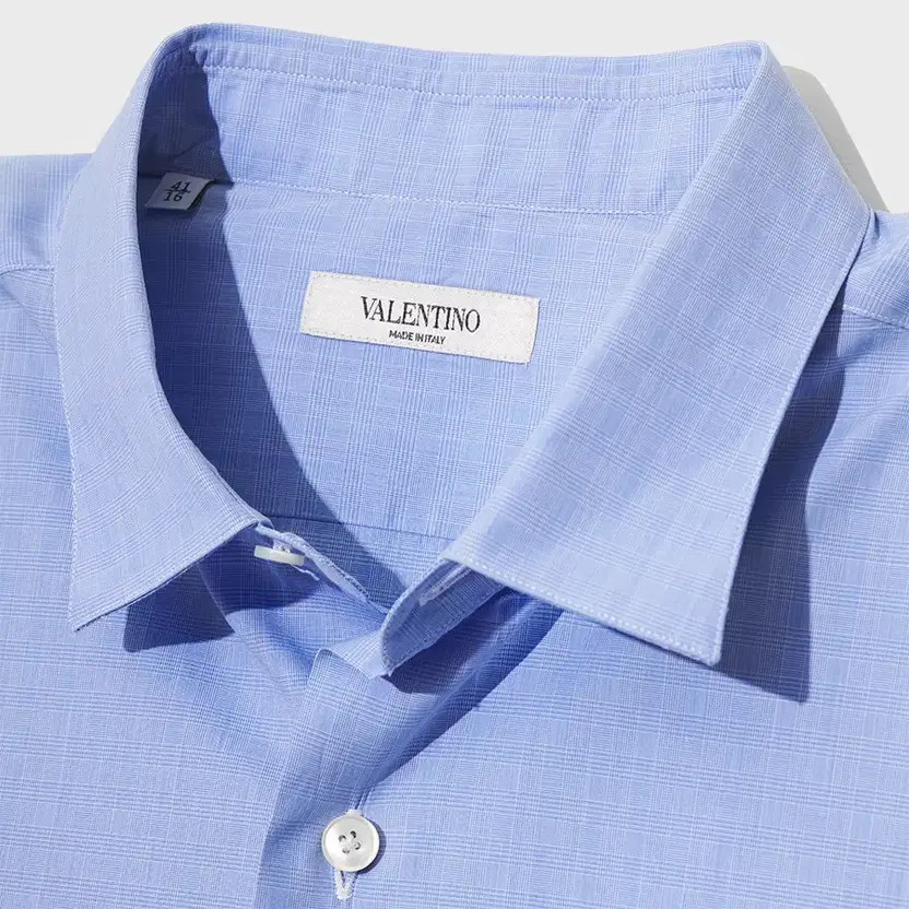 Valentino Men's Shirt, Size 41, Pre-Owned thumbnail 3