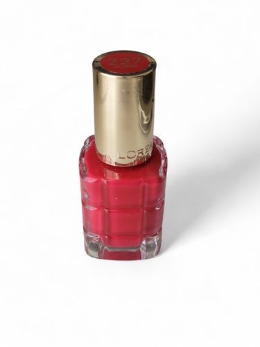 Esmalte de uñas L'Oréal Color Riche a L'Huile - 227 Je T'aime 0000030143579 - Imagen 1 de 1