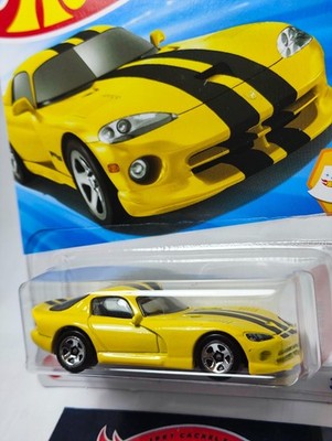 Hot Wheels 2025 NEW Case P '96 Dodge Viper GTS Yellow (Promo
