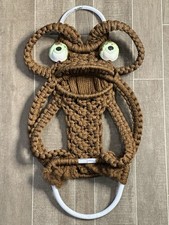 Vintage Macrame Frog Wall Hanging Hand Towel Scarf Hanger Brown Ceramic Eyes