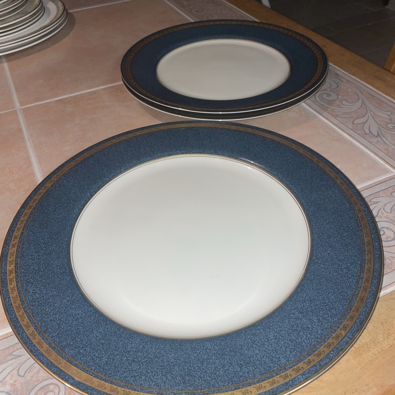 2 MIKASA GRANDE IVORY IMPERIAL LAPIS DINNER PLATES 10 7/8”  1 Serving Plate 12”