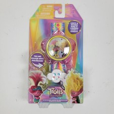DreamWorks Trolls Band Together 9" Hug Time Talking Bracelet Light  Sound