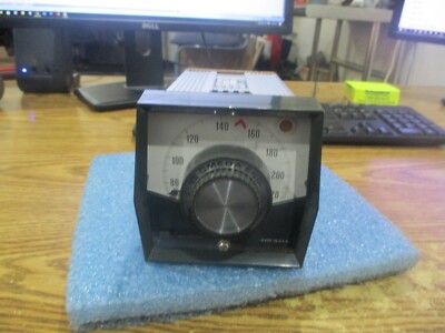 Omega Engineering Model: 50 Temperature Controller 