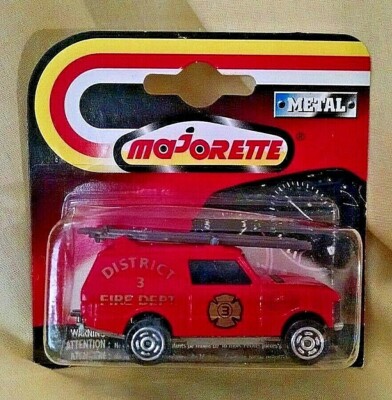 MAJORETTE NOS RANGE ROVER FIRE DEPT LADDER DISTRICT 3 1:60 246 DIECAST RED GOLD.
