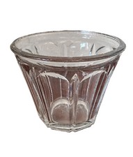 Ancien pot à confiture conique à facettes  en verre 19 ème