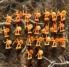 Unpainted Plastic Greek infantry with command chariot. 15mm scale