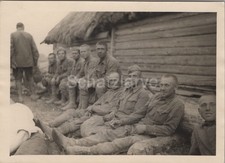 Foto a. N.L. Kradmelder 23.I.D., festgesetzte Russen in Belarus (MJ-123)