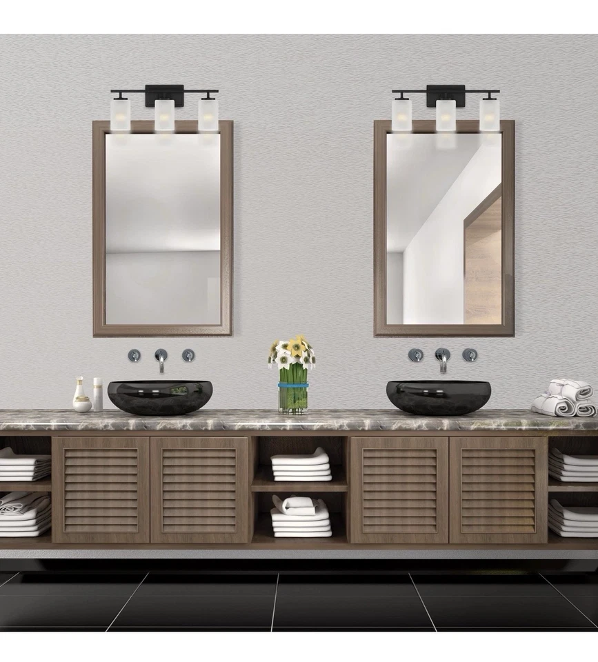 Designers Fountain D239M-3B Carmine 3 灯 21 英寸宽浴室梳妆台 - 黑色 — 第 4/4 张图片