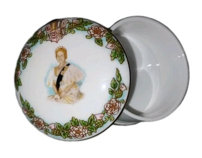 Caverswall Queen Elizabeth/ Queen Mother Lidded TRINKET BOX round small - Image 1 of 4