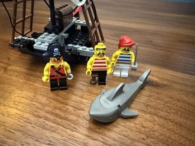 LEGO Pirates: Raft Raiders (6261) Incomplete w/ Manual and Extra Minifigures