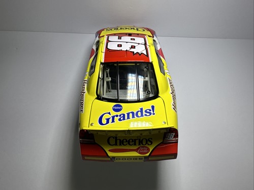 2006 Erin Crocker #98 Cheerios Betty Crocker Dodge NASCAR pressofuso 1:24 - Foto 7 di 11