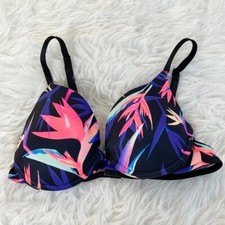 Victoria  s Secret PINK Women  s Size 34 C Wear Everywhere Push Up Bra