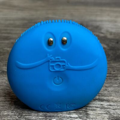 Foreo Luna fofo Blue Cool 2-in-1 Smart Facial Cleansing Brush