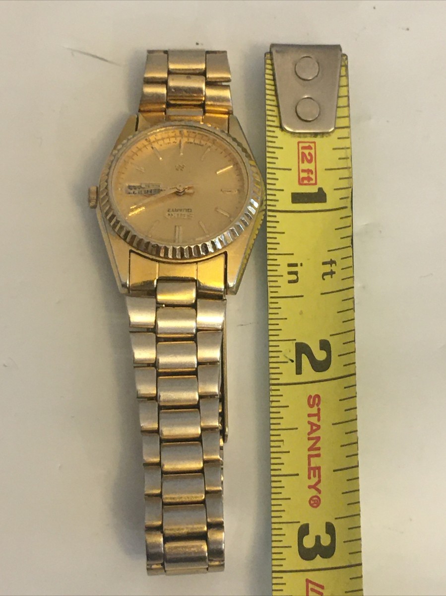VINTAGE Seiko 3E23 0A69 Gold Day / Date Watch New Battery