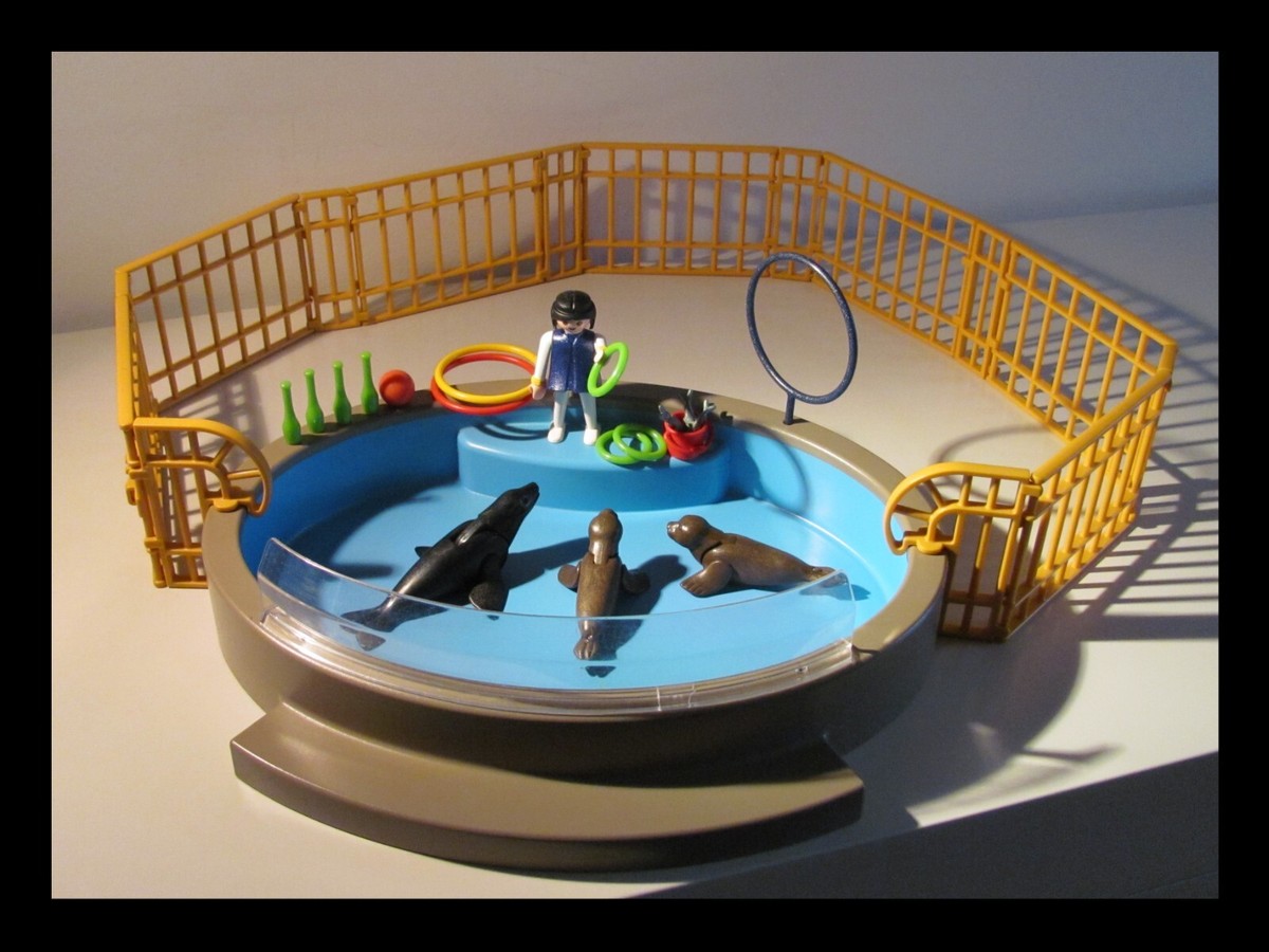 PLAYMOBIL Sea Life Aquarium Seal Enclosure Zoo 3650 UK